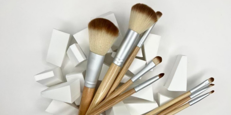 Are Oval Brushes Better Than Sponges? Here's Why The Tool Might Be Your New  Favorite