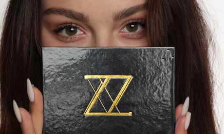 Mythbusting 3 Beliefs About Makeup