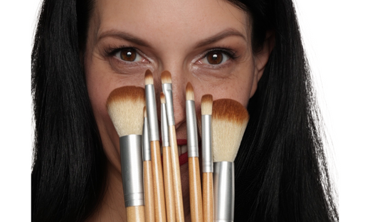 The Best Way to Use Your Makeup Brushes & Why