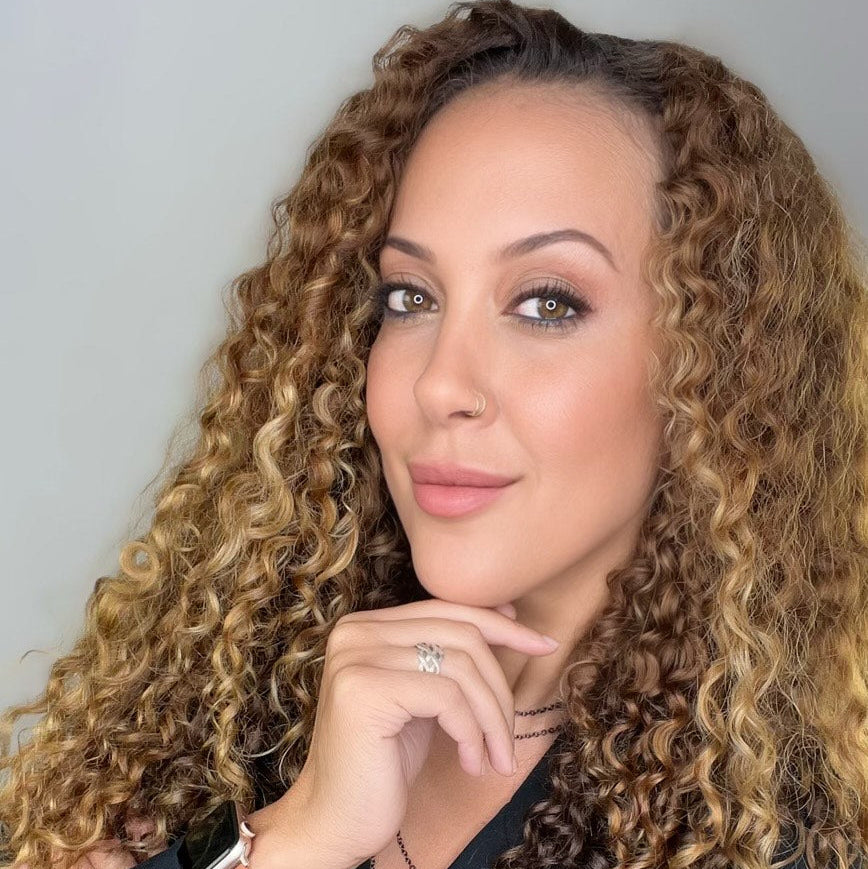 1:1 with Avital – New to Puzzle – personalized beauty consultation to find your perfect makeup routine
