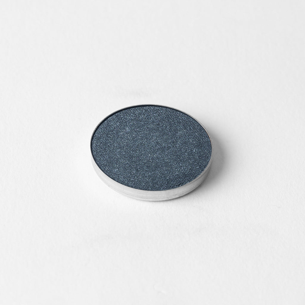Wave Pressed Eyeshadow – vegan, buildable, blendable, multiuse, skin-loving formula by Puzzle Makeup