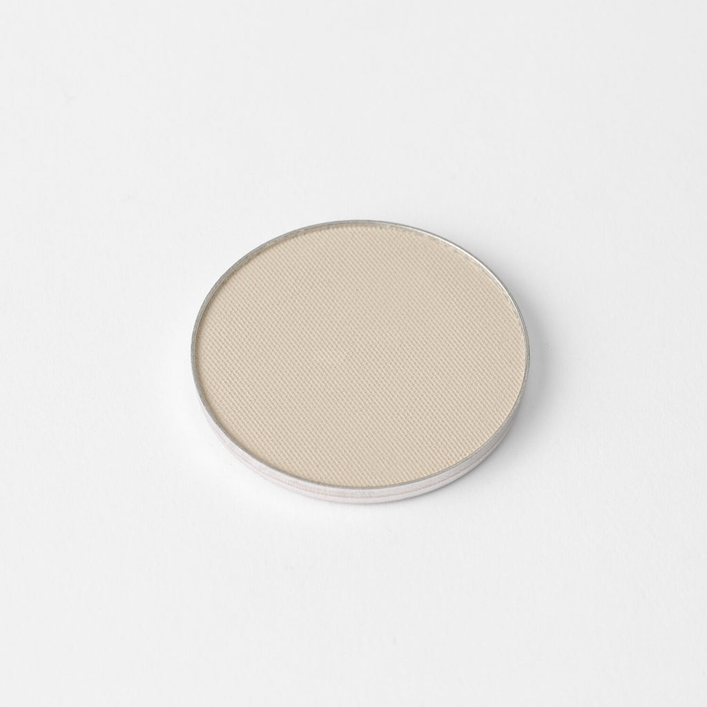 Alabaster highlighter – vegan, buildable, blendable, multiuse, skin-loving formula by Puzzle Makeup