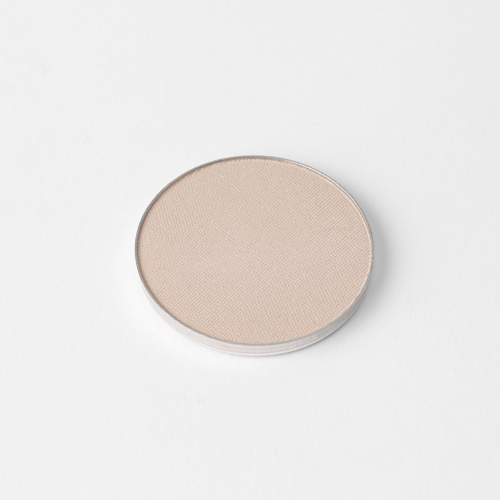 Cream Agate highlighter – vegan, buildable, blendable, multiuse, skin-loving formula by Puzzle Makeup