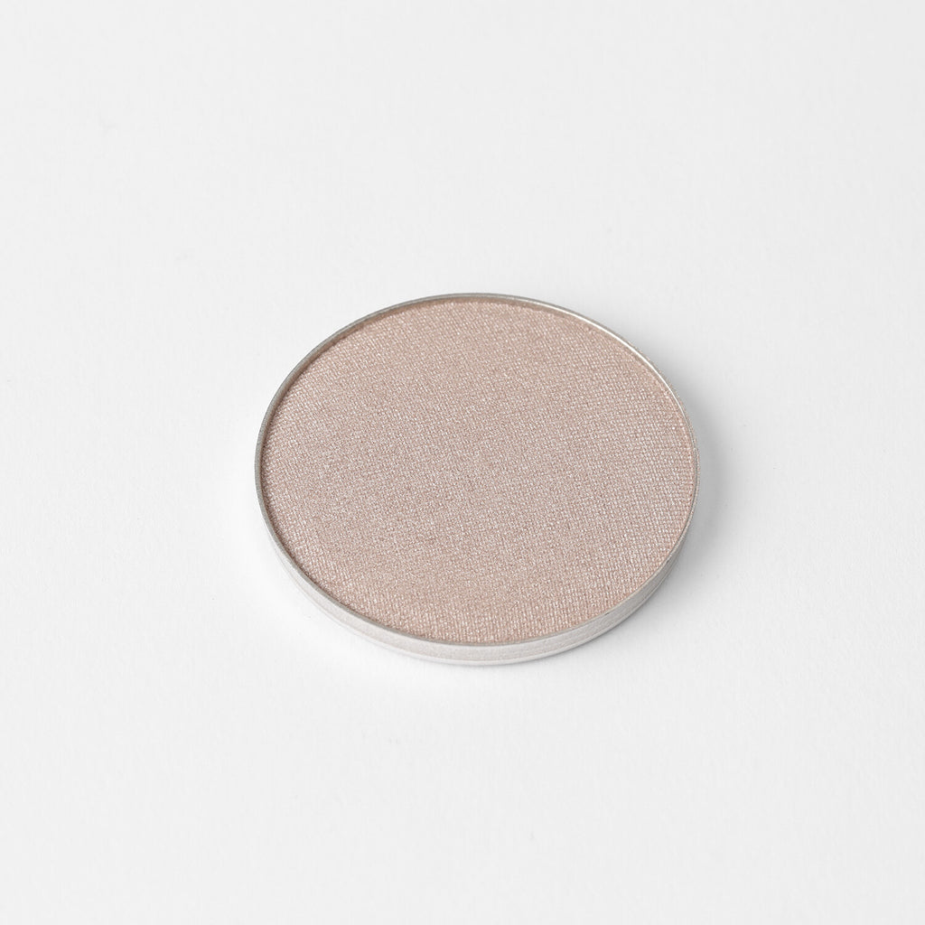 Opal Glow highlighter – vegan, buildable, blendable, multiuse, skin-loving formula by Puzzle Makeup