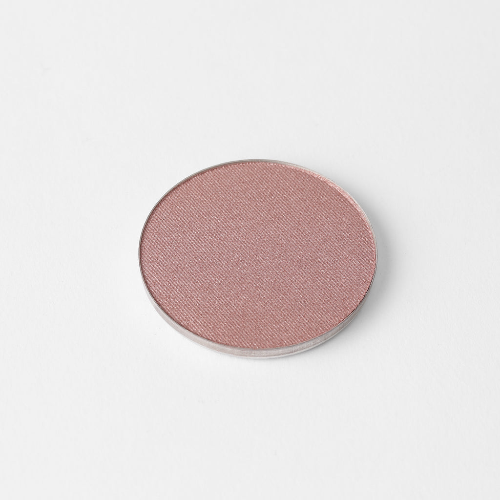 Pink Sapphire highlighter – vegan, buildable, blendable, multiuse, skin-loving formula by Puzzle Makeup