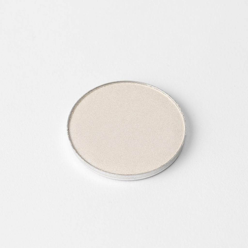 Starlight highlighter – vegan, buildable, blendable, multiuse, skin-loving formula by Puzzle Makeup