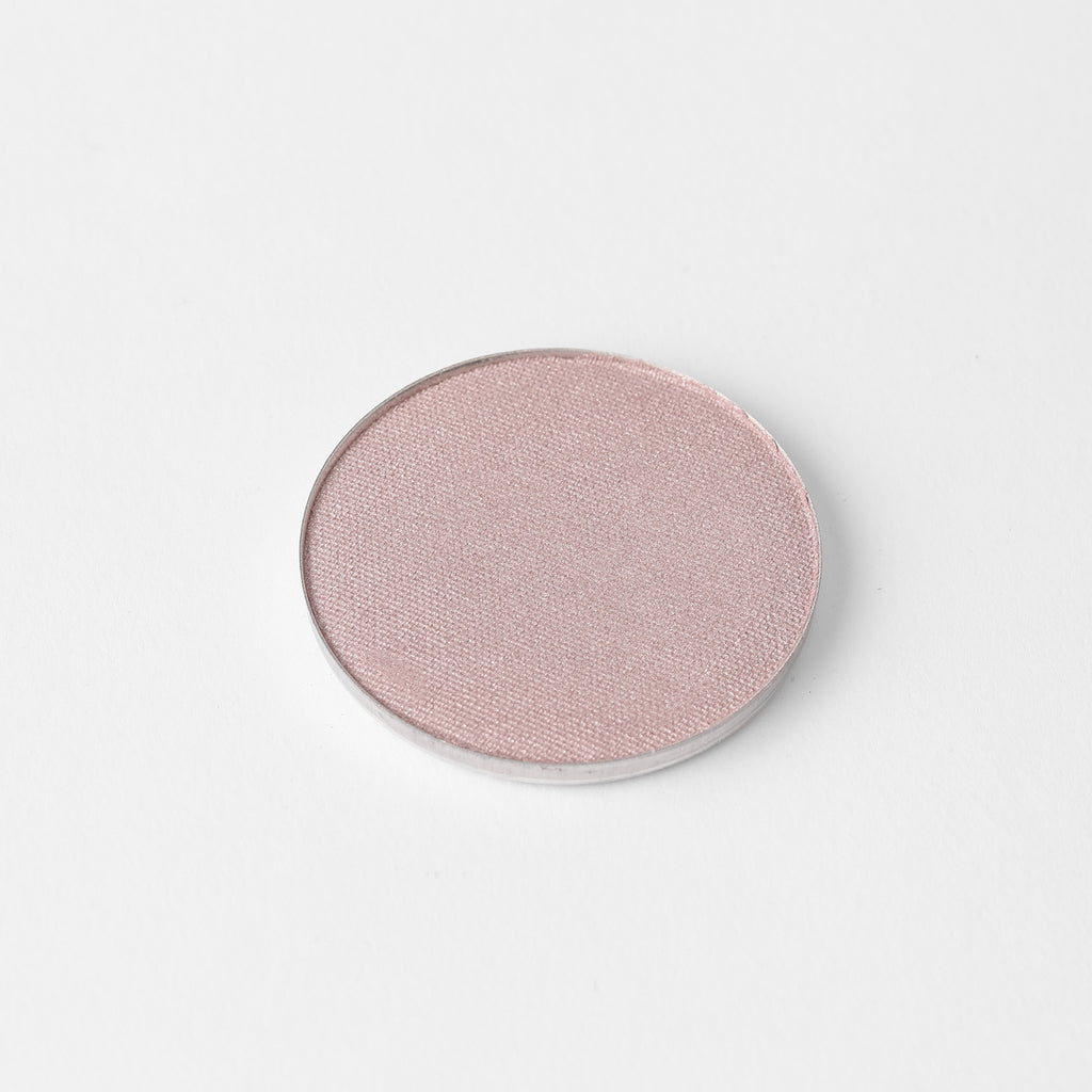Verbena highlighter – vegan, buildable, blendable, multiuse, skin-loving formula by Puzzle Makeup